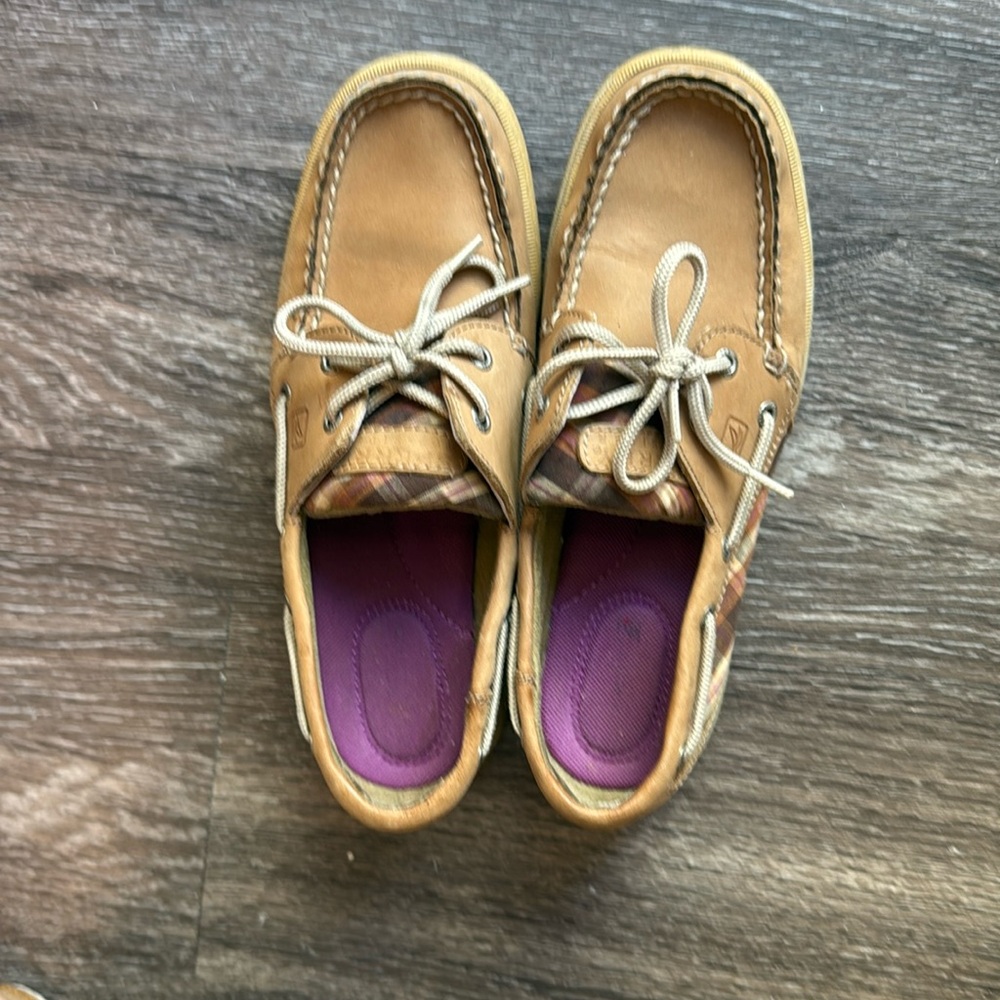 Sperry boat shoes